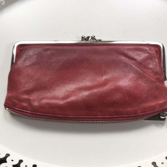 Original Hobo Mavis zip bottom leather clutch - Picture 2 of 14